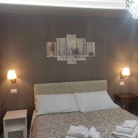 Dual Suites - 4 Posti Letto - Fiumicino Aeroporto E Fiera - Self Check-In Exterior foto